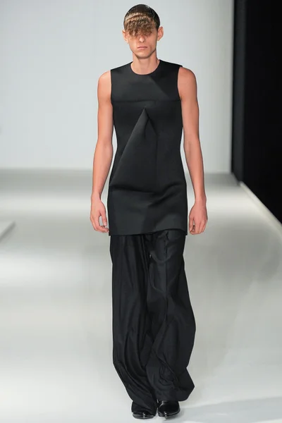Look 4